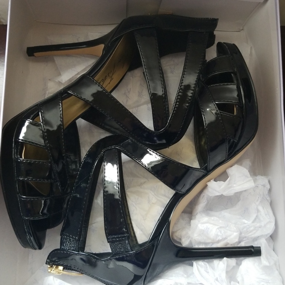 Marc Fisher heels